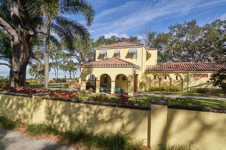 Splendid - Spanish Mediterranean Revival
